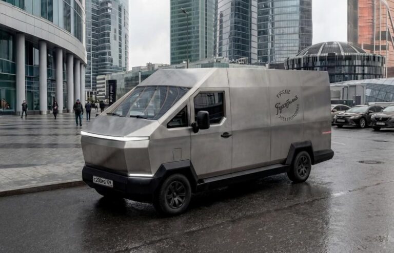 Пермский завод решил бросить вызов Илону Маску и запускает производство электрофургона Cybervan. Этот автомобиль — не просто копия Tesla Cybertruck, а полностью отечественная разработка. 🚗 Кузов выполнен из нержавеющей стали без штамповки, что придаёт ему футуристический вид. Мощность в 200 лошадиных сил, аккумулятор на 115 кВт/ч и запас хода до 400 км делают Cybervan серьёзным игроком на рынке. Грузоподъёмность — целая тонна, а диапазон рабочих температур от −45 до +45 градусов позволяет использовать его в самых суровых условиях. ❄️🔥 Первые фургоны начнут передавать владельцам в январе 2027 года. Стоимость стартует от 6,5 млн рублей, но создатели обещают, что машина прослужит десятилетия. Как тебе такое, Илон Маск? 💪 Источник: example.com. Cybervan, Пермь, Tesla Cybertruck, электрофургон, технологии