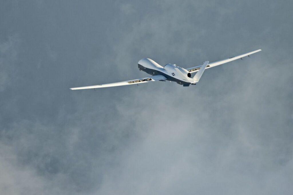 Американские самолеты-разведчики замечены у границ Ирана. США, Иран, Boeing P-8A Poseidon, MQ-4C Triton, Ормузский пролив