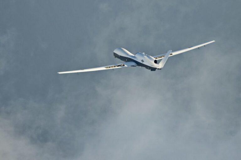 Американские самолеты-разведчики замечены у границ Ирана. США, Иран, Boeing P-8A Poseidon, MQ-4C Triton, Ормузский пролив