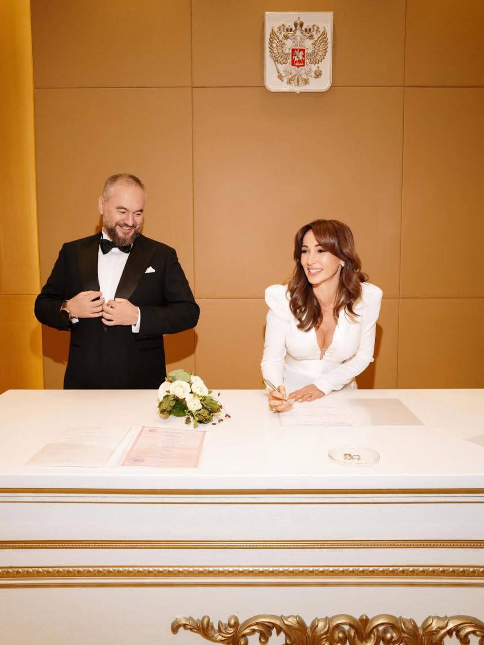 Анфиса Чехова впервые вышла замуж 💍. Анфиса Чехова, свадьба, брак, общество, Саша