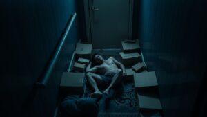 Экс-участник «Дома-2» полгода жил в подъезде: голый, буйный и без ног 🦶. Дом-2, Иван Синцов, Подмосковье, Скандал, Общество