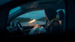 Кассир-герой: роды в машине на трассе М-3. Ирина Скобкина, Калужская область, трасса М-3, роды, героизм