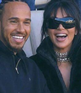 Льюис Хэмилтон и Ким Кардашьян: слухи, которые не хотят утихать 🏎️💋. Льюис Хэмилтон, Ким Кардашьян, Формула-1, Супербоул, слухи