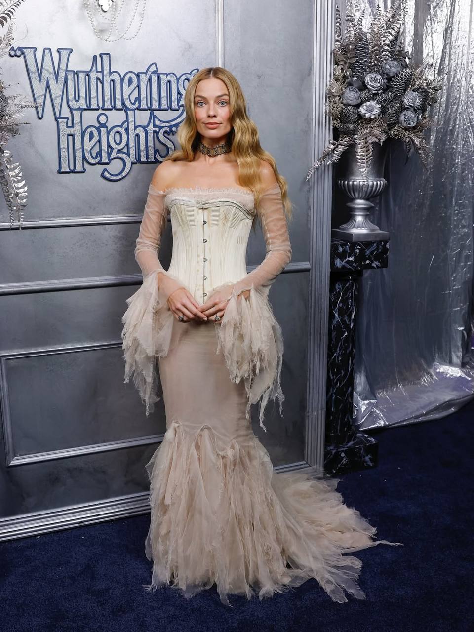 Марго Робби, Джейкоб Элорди и Хейли Бибер засветились на премьере «Грозового перевала». Марго Робби, Джейкоб Элорди, Хейли Бибер, Грозовой перевал, Австралия