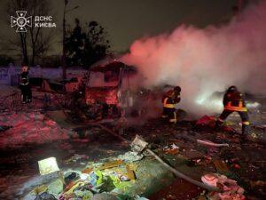 Ночная атака российских беспилотников на Киев: пострадали два человека. Киев, Виталий Кличко, ГСЧС, российские беспилотники, Шевченковский район