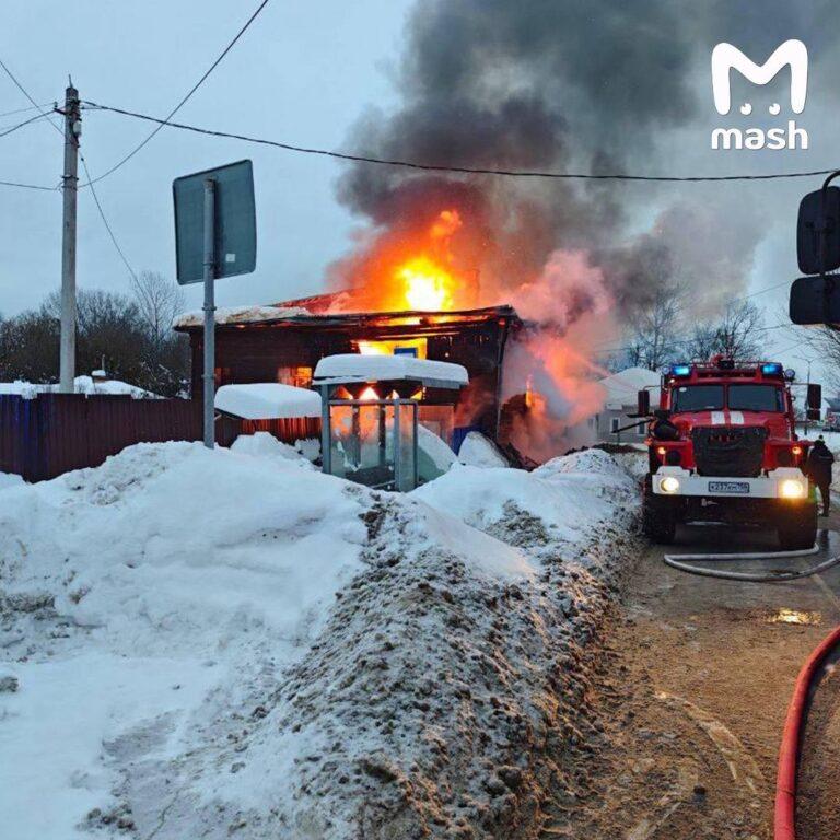 Пожар в частном доме в Серпухове: две жертвы и четыре семьи без крова. Пожар, Серпухов, Умар Кремлёв, ЧП, Московская область