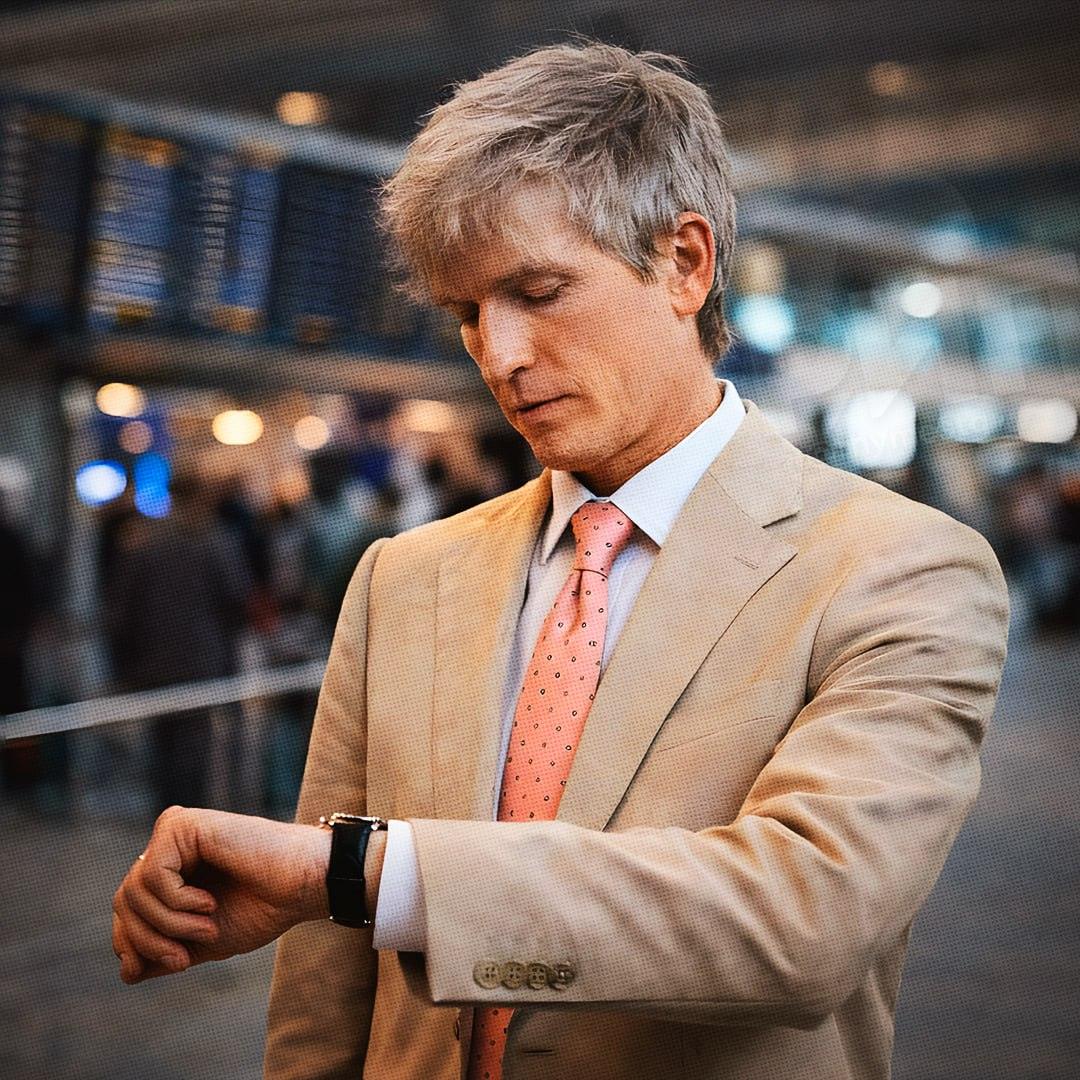 Щербаков и Нурлан: встреча через полвека в аэропорту Внуково ✈️. Алексей Щербаков, Нурлан, Внуково, Москва, встреча