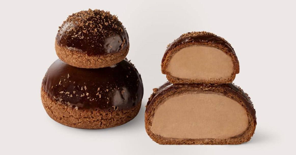 «Шоколадная монашка» вызвала гнев православных активистов 🍫✝️. Россия православная, Кофемания, Шоколадная монашка, Скандал, Религия