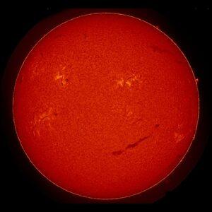 Солнце улыбается Земле: звезда стала похожа на смайлик 🌞. Солнце, Смайлик, Космос, Наука, Земля