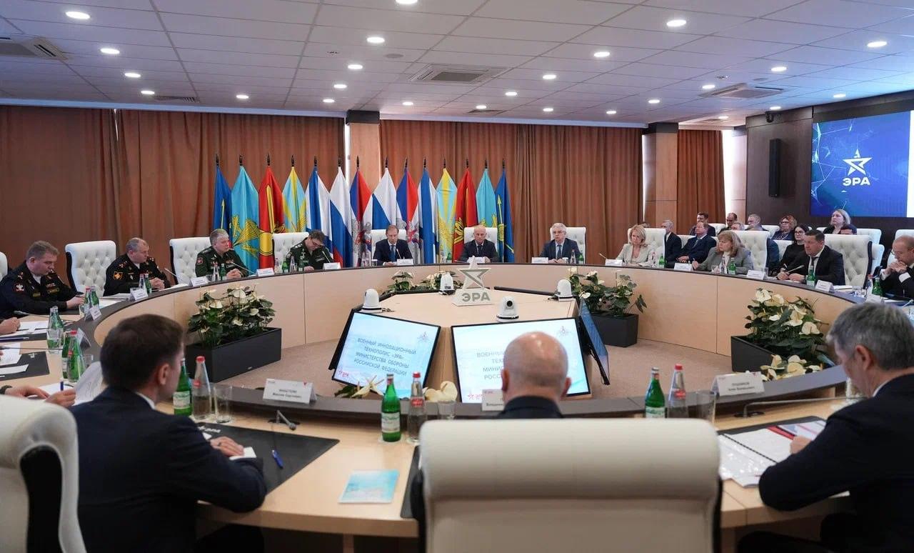 Стратсессия по военной медицине прошла в технополисе «ЭРА». Военная медицина, Василий Осьмаков, Технополис ЭРА, Специальная военная операция, Инновации