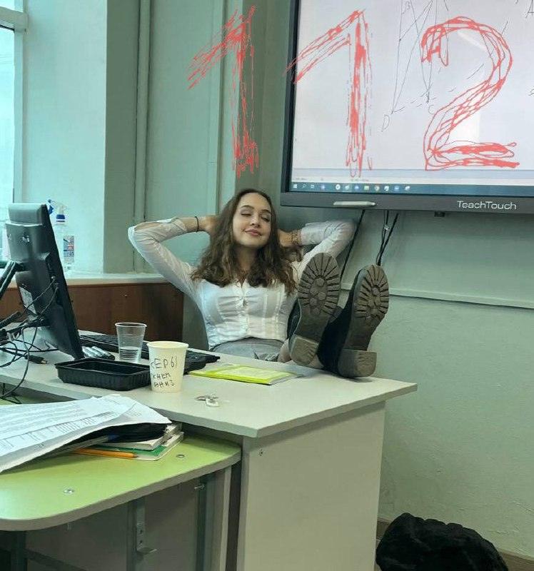 Студентка нашла лазейку для получения стипендий из нескольких вузов 💰. Виолетта, ВШЭ, стипендии, образование, вузы