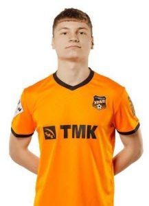 16-летнюю школьницу втянули в ограбление, мать зарезали в Москве