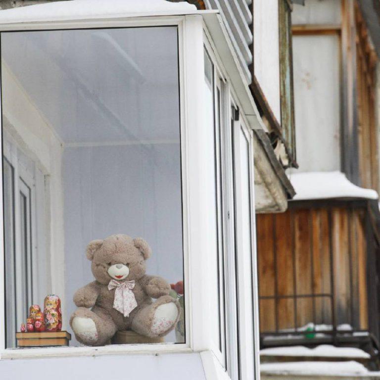 4-летний мальчик выпал из окна в Перми: подробности ЧП