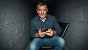 Андрей Макаревич скрывается в бомбоубежище на Ближнем Востоке