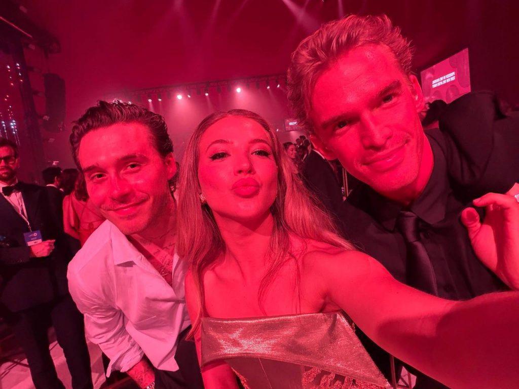 Аня Покров на афтерпати «Оскара» с Бекхэмами