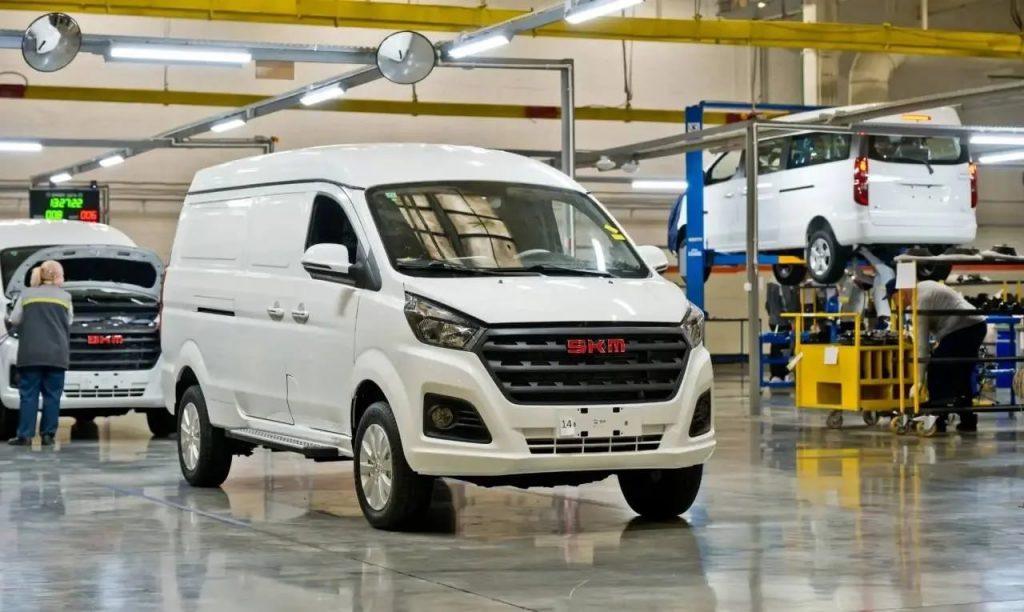 АвтоВАЗ выпустил фургон M7 SKM: ностальгия на колесах