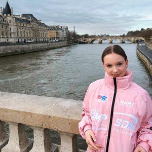 Betsy и Янковская устроили уличное шоу в Петербурге