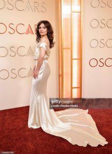 Гигантский медведь-шар взорвал город! Что случилось?