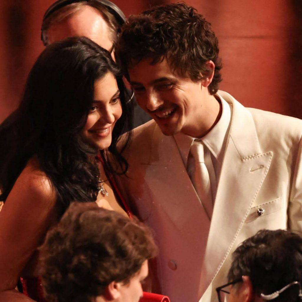 Кайли Дженнер и Тимоти Шаламе на «Оскаре»: гламурный спектакль