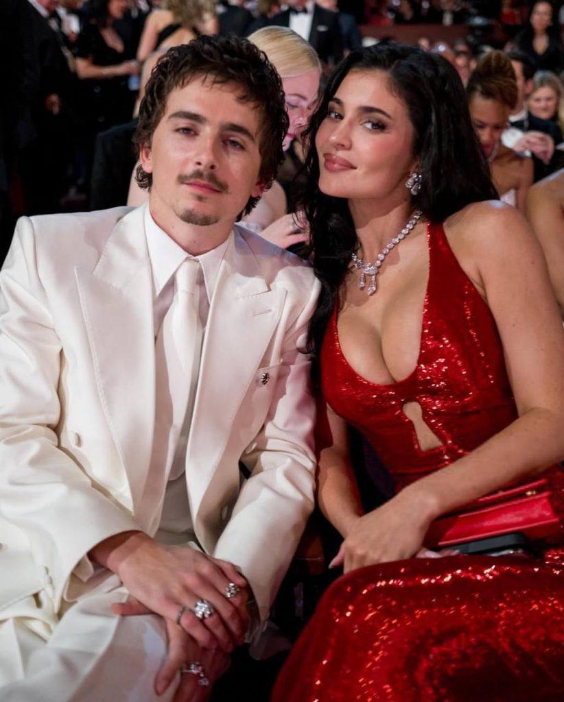 Кайли Дженнер и Тимоти Шаламе на «Оскаре»: гламурный спектакль