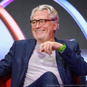 Как ИИ изменит бизнес и зарплаты: секреты от экс-директора Xiaomi