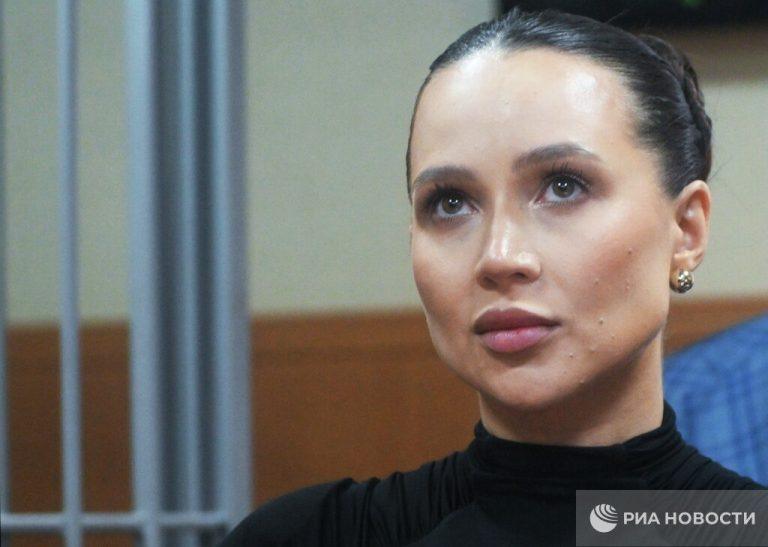 Лерчек обратилась к Бастрыкину из-за запрета на лечение