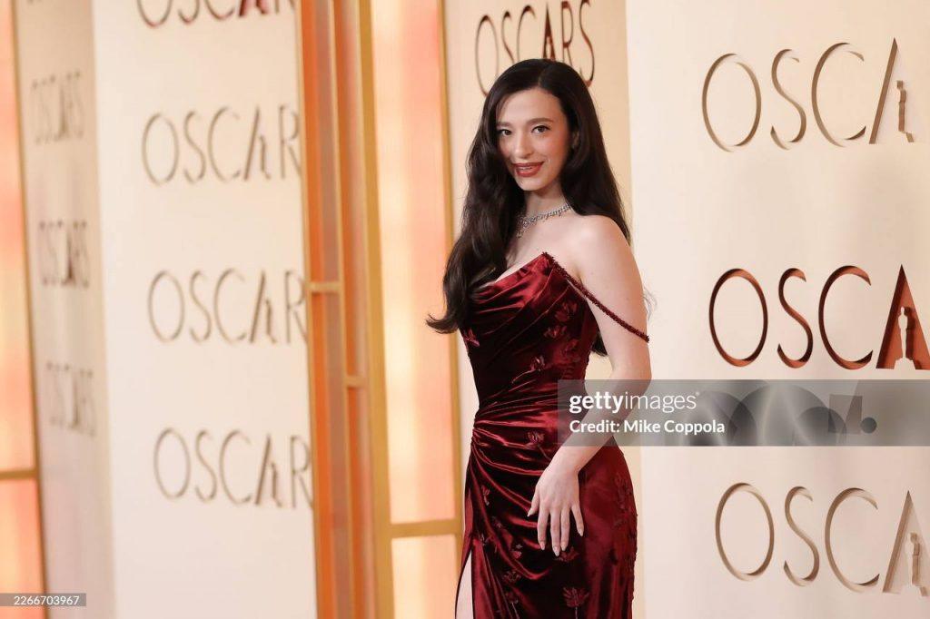 Майки Мэдисон снова на ковровой дорожке: новый образ