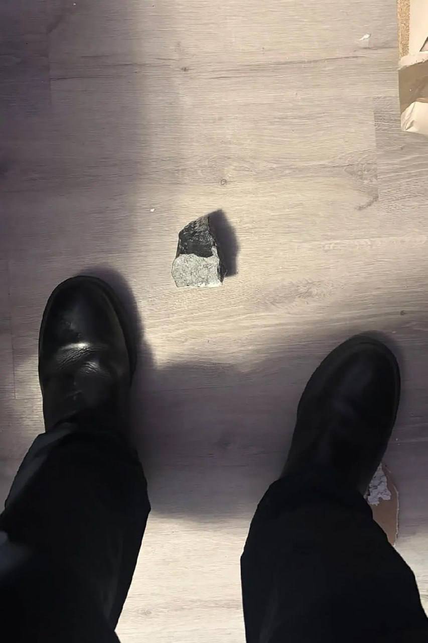 Метеорит пробил крышу дома в Хьюстоне: детали инцидента