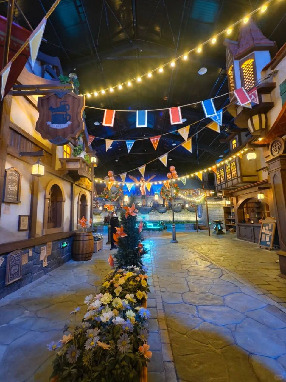 Мондштадт в реальности: Genshin Impact ожил в Китае