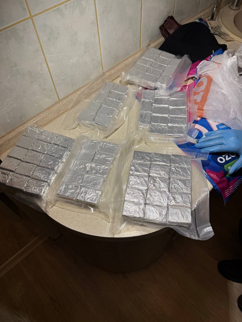 Подпольная ферма марихуаны разоблачена в Железногорске