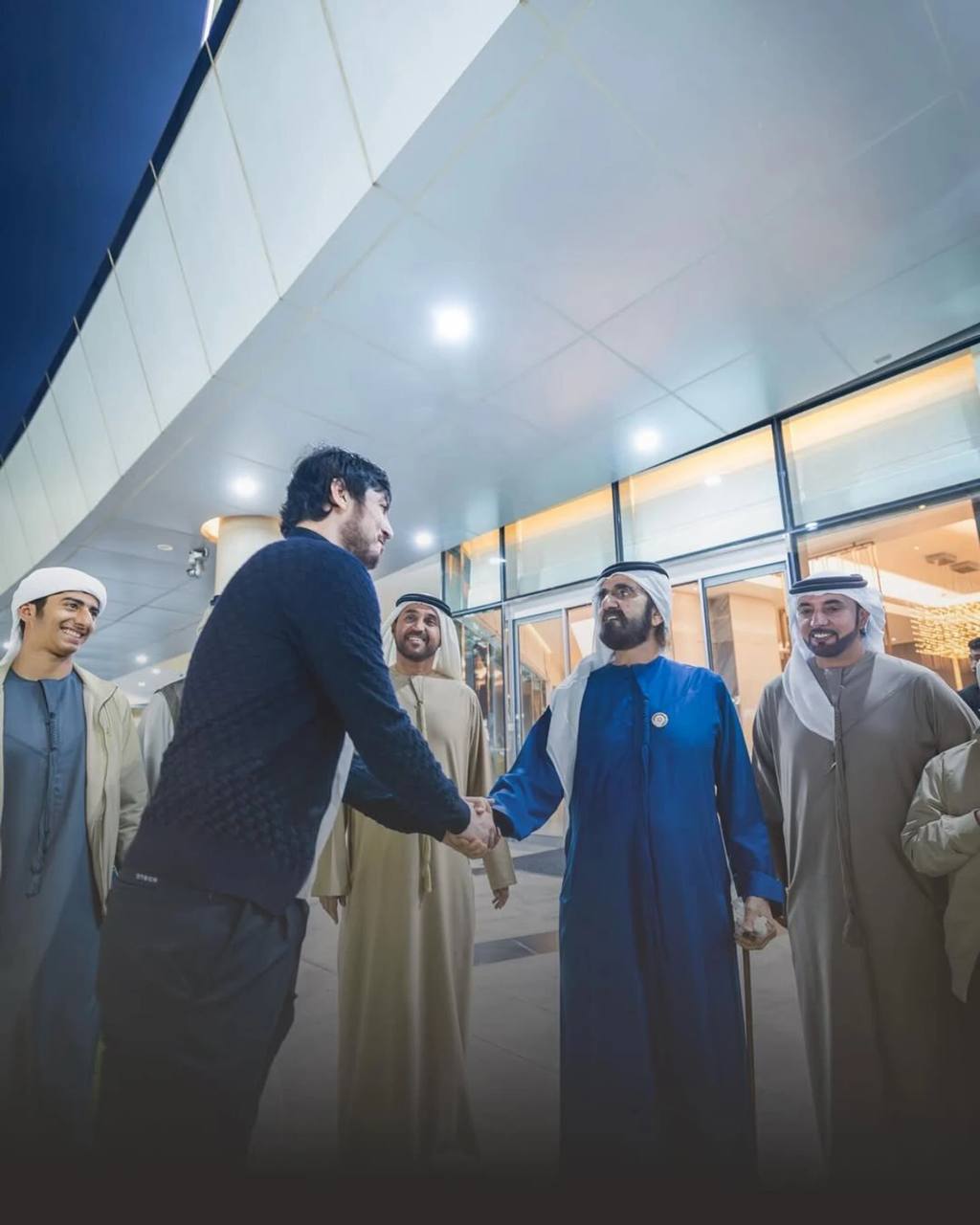 Сердар Азмун рискует карьерой из-за фото с лидером ОАЭ