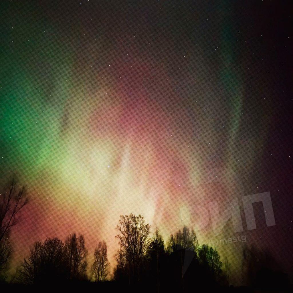 Северное сияние в Подмосковье: спешите увидеть!