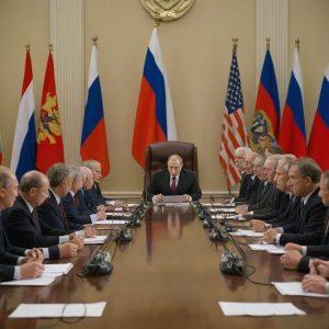 США продлили лицензию на нефть из РФ: что это значит?