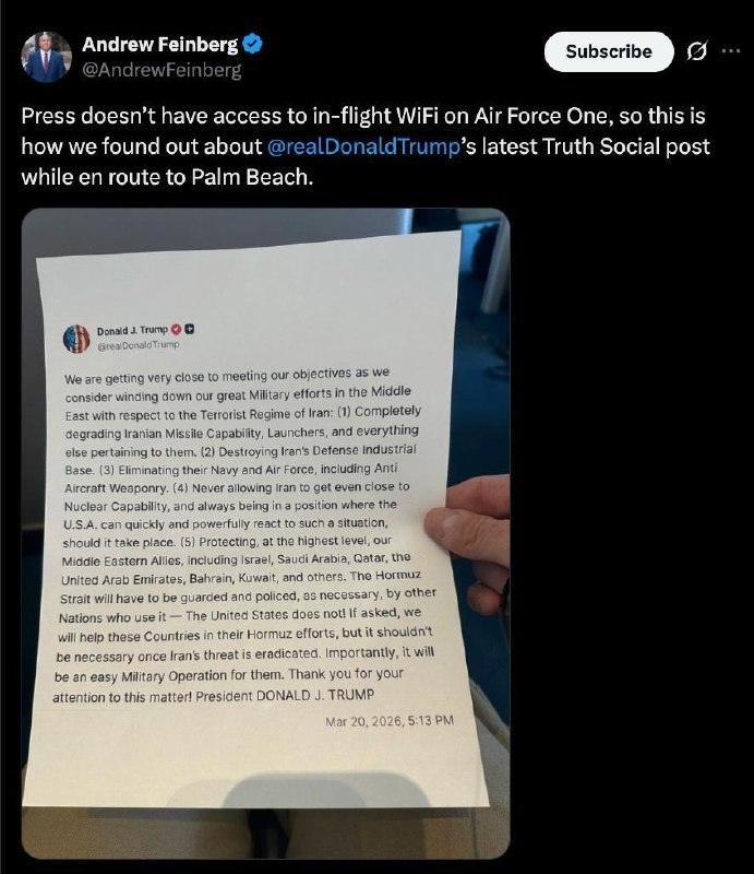 Трамп в самолете без Wi-Fi: журналисты читают его посты на бумаге