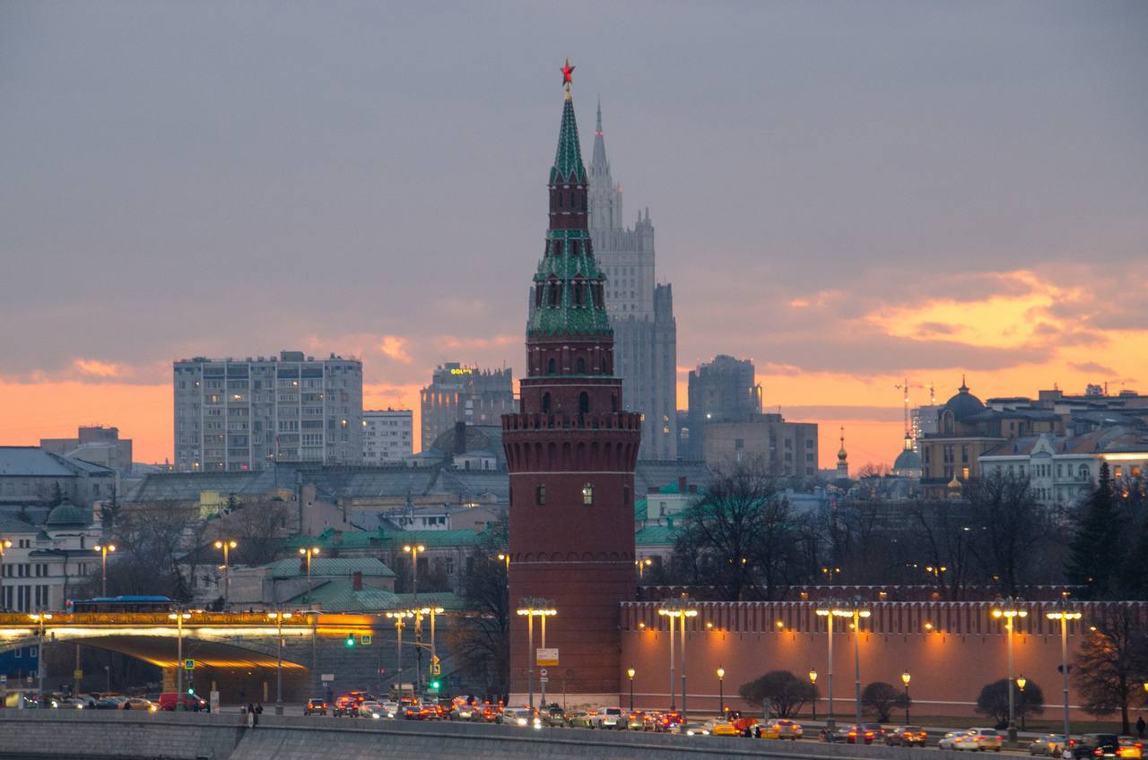 Весенняя Москва: волшебство утра и красота Воробьевых гор