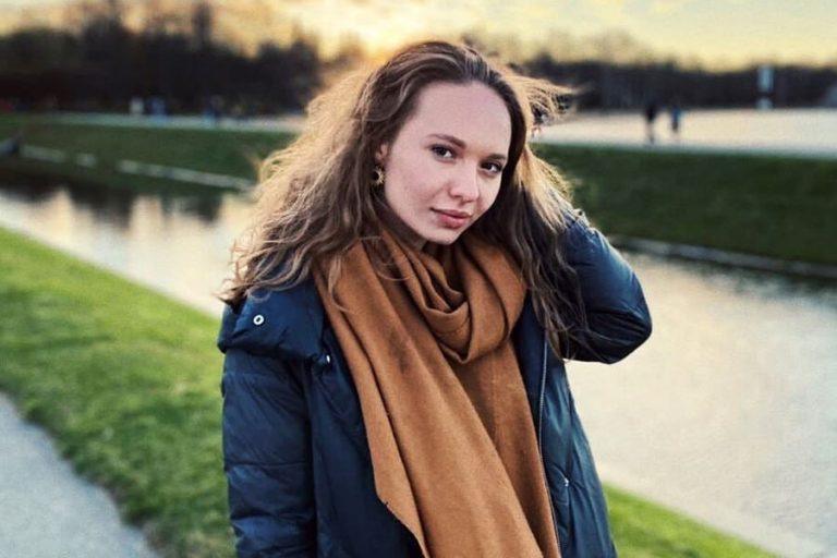 Журналистке Валерии Ратниковой дали 7,5 лет за фейки