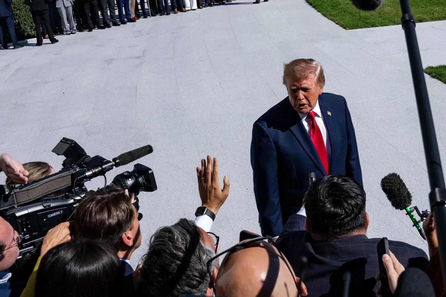 Трамп призвал сменить президента Украины: Белый дом меняет курс ⚡🏛 — трамп зеленский
