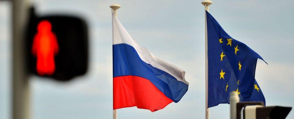 Трамп отказался от Зеленского и сравнил его с шоуменом Барнумом ⚡🎪 — что сказал трамп про зеленского в интервью newsmax