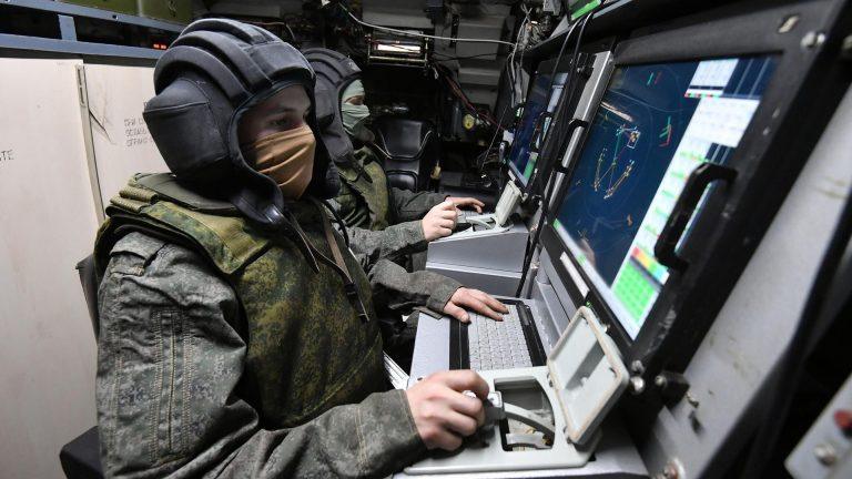 Атака БПЛА на Ростов-на-Дону: повреждения домов и режим ЧС 💥🚨 — атака бпла ростов на дону повреждения домов