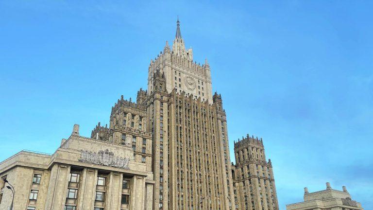 Глава МЧС встретился с властями КНДР и передал привет Путина 🇷🇺🤝 — александр куренков