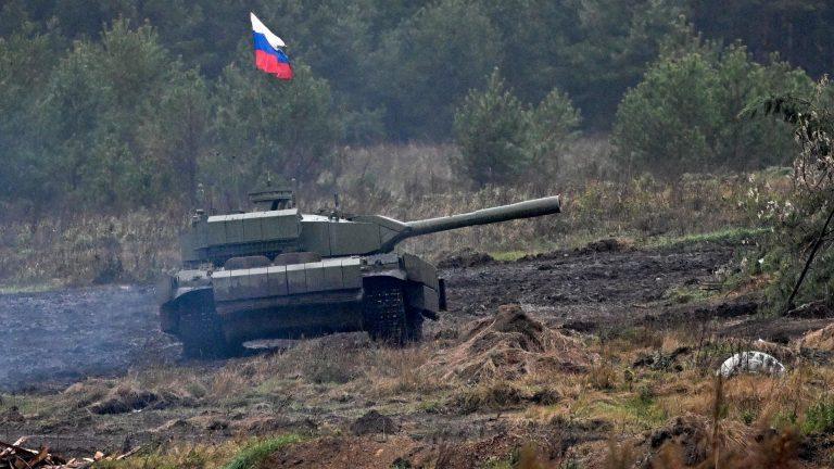 Армия РФ создаёт танковые подразделения роботов 🤖⚡ — безэкипажные танки в российской армии