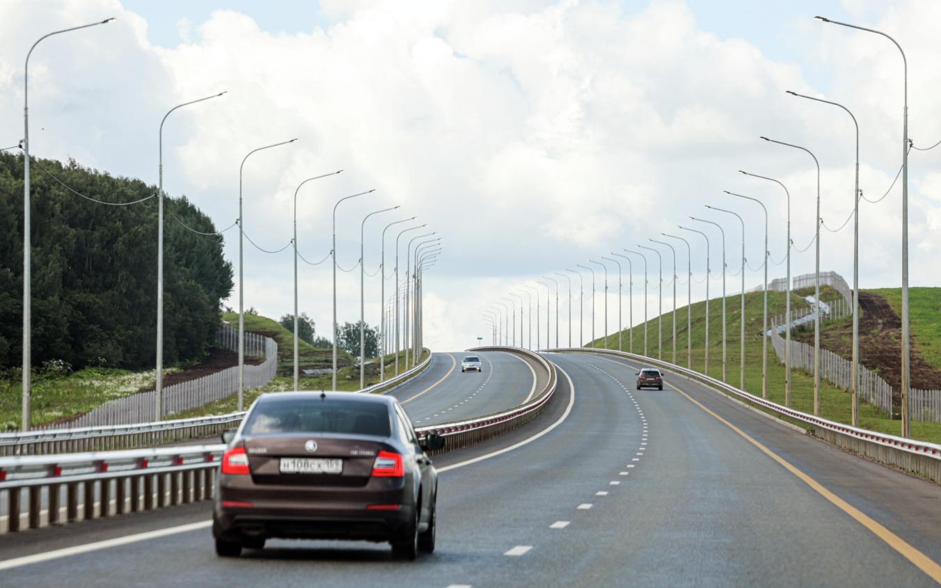 Перекрыта трасса М8 Ярославль — Москва: на выезде сбит БПЛА 🚗🛑 — перекрыта трасса м8 ярославль москва
