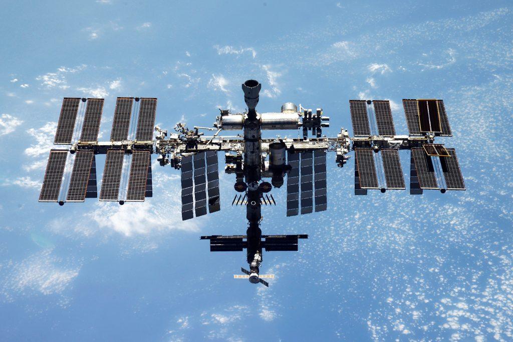 Миссия Crew-13: смена караула на МКС 🚀🛰️ — crew dragon