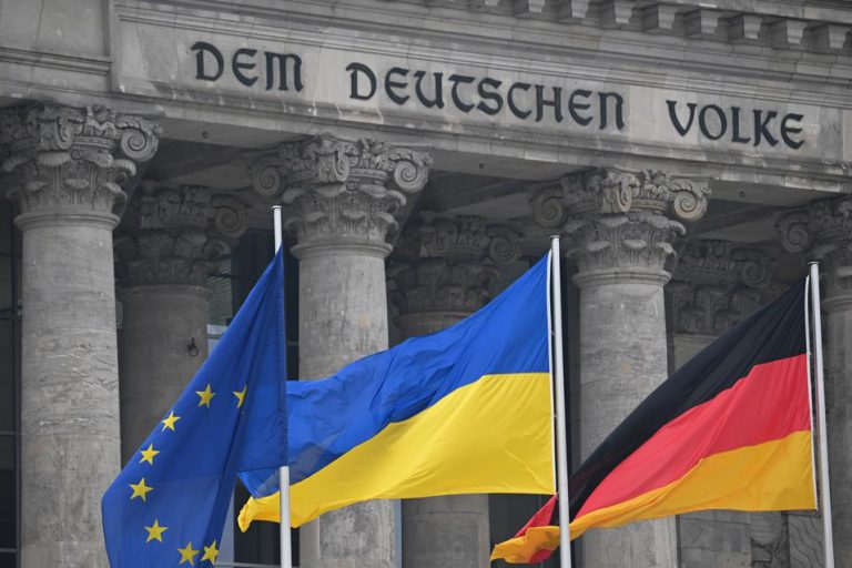 Германия урезает поддержку Киева из-за коррупции и политики 📉💶 — германия сокращает помощь украине причины