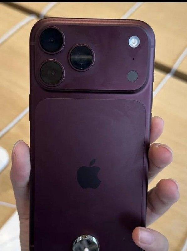 iPhone 18 Pro выцветает после недели использования! 📱🔥 — iphone 18 pro брак