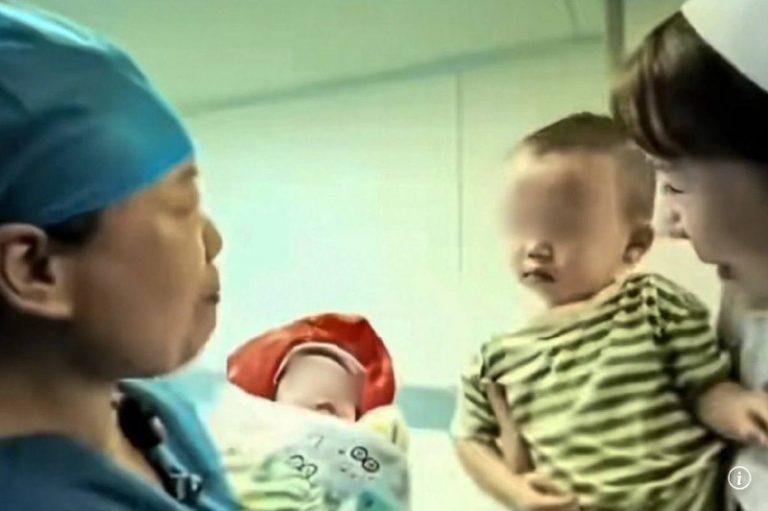 Китаянка родила второго ребенка в 60 лет вопреки возрасту 👶✨ — 60-летняя китаянка родила ребенка