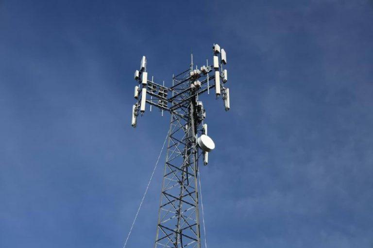 Мобильная связь ухудшится к 2028 году из-за импортозамещения 📶⚡ — импортозамещение базовых станций