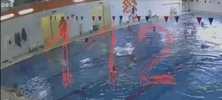 Сотрудница МЧС спасла женщину в бассейне Мурманск 🏊‍♀️⚡ — спасение в бассейне мурманск