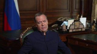 Медведев: ЕС манипулирует общественным мнением через риторику 🌍📢 — дмитрий медведев