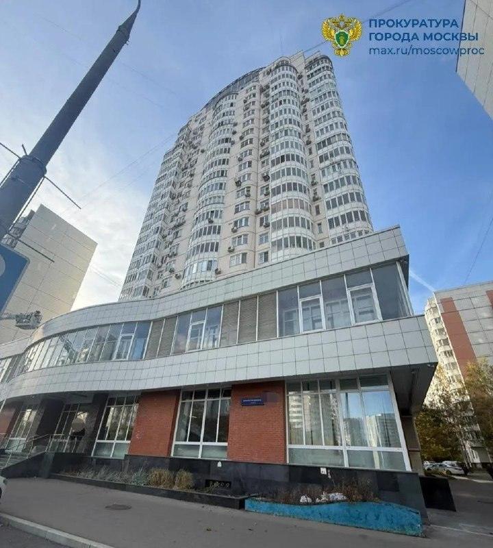 Годовалый ребенок выпал из окна 23 этажа в Москве 🙁👶 — ребенок выпал из окна москва